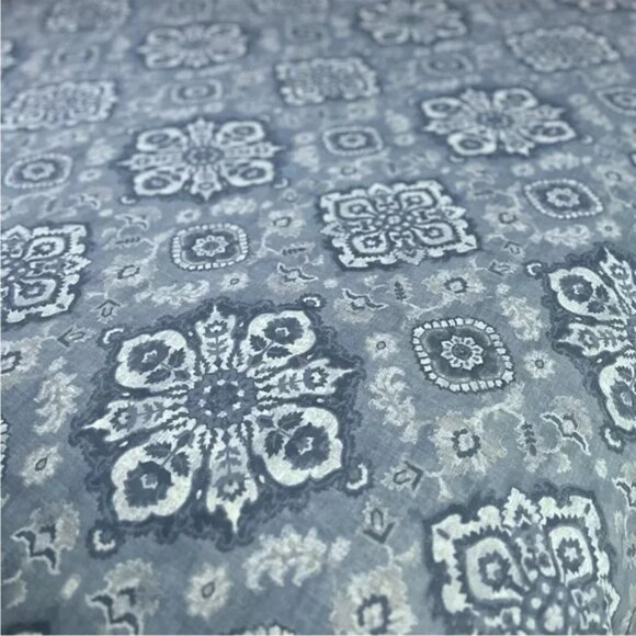 Pottery Barn Giovanna Medallion Percale KING Duvet Cover Blue 108x92 – Pre-Owned - Picture 9 of 11